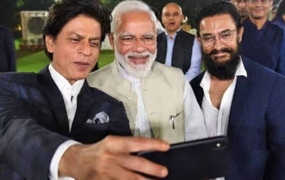 Shah Rukh Khan’s Folding Hands Message